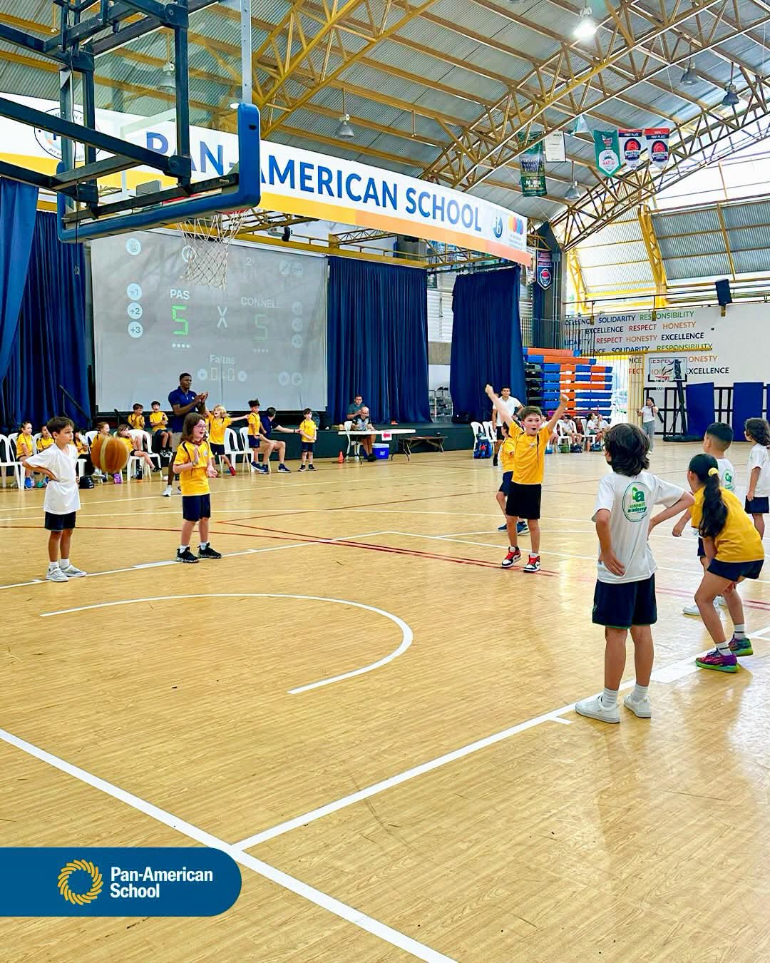 Pan American School Cancha 2